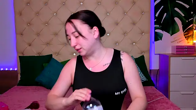 AwaMax online show from May 11, 2026, 4:58 am