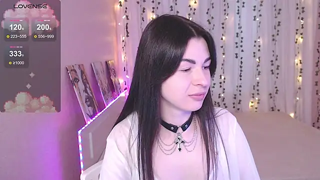 Stephanie Bloom online show from February 23, 2026, 10:49 am