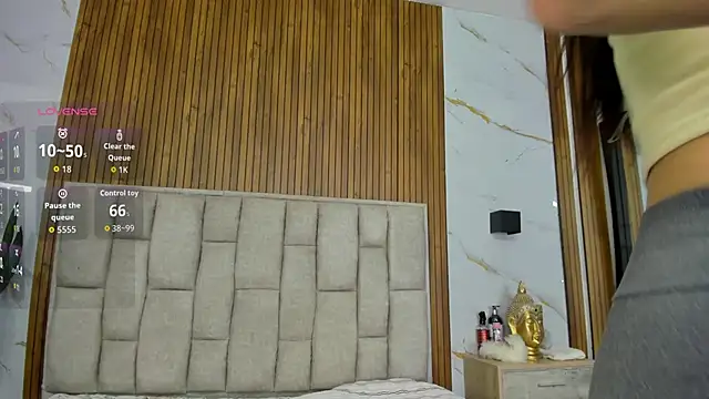 Scarlet Rosexx online show from March 28, 2026, 3:07 am