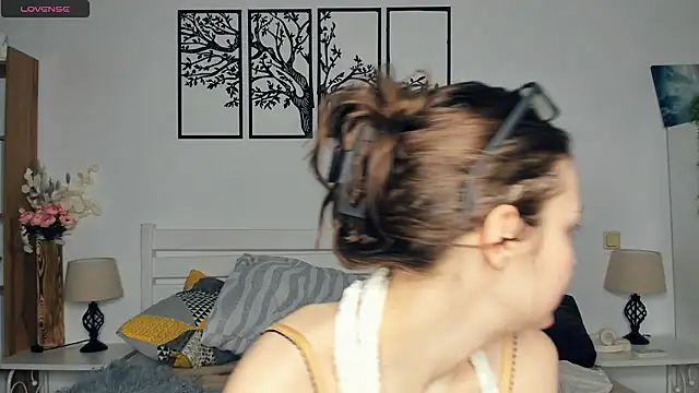 MalvinaTrafford online show from February 14, 2026, 8:31 pm