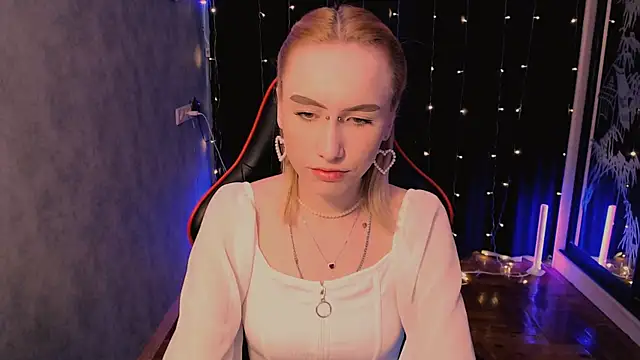 Snapshot of crybambi chatting on February 23, 2026, 7:53 am crybambi online show from February 23, 2026, 7:53 am