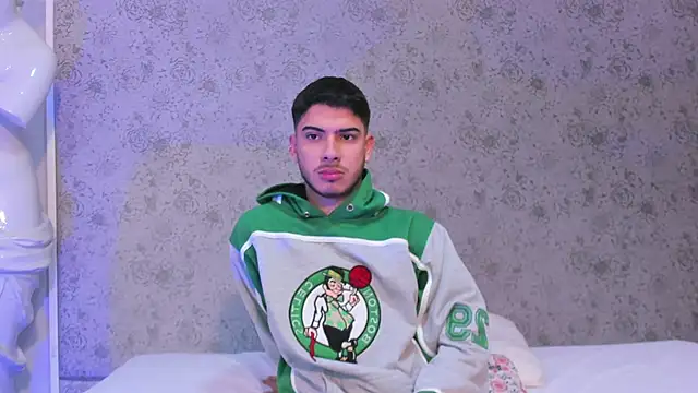 Apolo Gray online show from February 8, 2026, 4:21 am