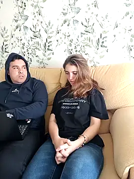 Snapshot of laparejaideal08 chatting on April 11, 2026, 3:49 pm laparejaideal08 online show from April 11, 2026, 3:49 pm