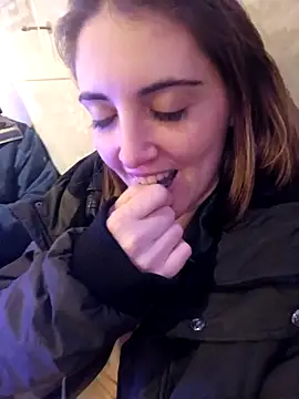 Snapshot of laparejaideal08 chatting on March 8, 2026, 2:04 am laparejaideal08 online show from March 8, 2026, 2:04 am