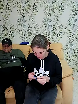 Snapshot of laparejaideal08 chatting on March 8, 2026, 5:16 pm laparejaideal08 online show from March 8, 2026, 5:16 pm