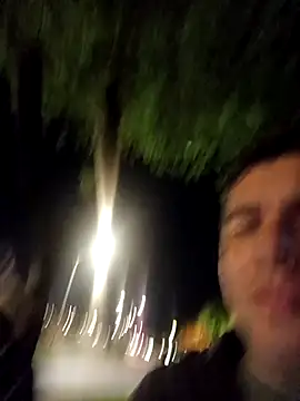 Snapshot of laparejaideal08 chatting on April 3, 2026, 1:23 am laparejaideal08 online show from April 3, 2026, 1:23 am