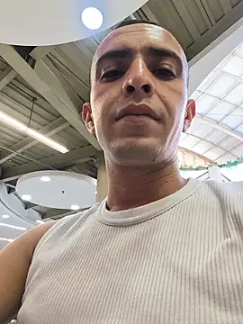 logan-31 online show from April 3, 2026, 7:53 pm