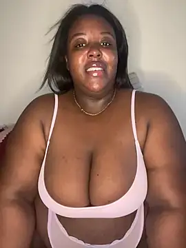 BouncyBBW online show from July 6, 2026, 8:11 pm