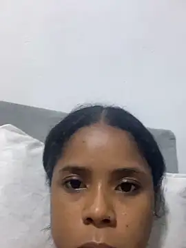 LIA PARKERR online show from February 10, 2026, 6:12 am