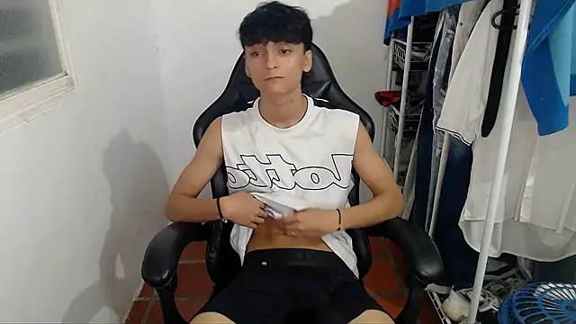 Snapshot of BOY_0914 chatting on February 19, 2026, 4:31 am BOY 0914 online show from February 19, 2026, 4:31 am