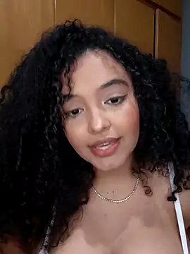 Snapshot of pandinhagamer chatting on February 23, 2026, 2:13 am pandinhagamer online show from February 23, 2026, 2:13 am