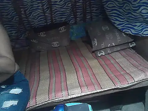 Snapshot of sexymom_siovie chatting on March 3, 2026, 6:31 am sexymom siovie online show from March 3, 2026, 6:31 am