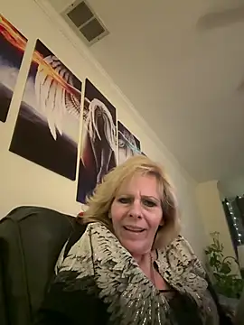 Snapshot of FireAfterDark chatting on February 7, 2026, 6:43 am FireAfterDark online show from February 7, 2026, 6:43 am