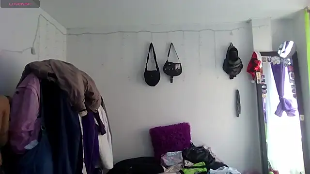 suky pou online show from February 26, 2026, 3:23 pm