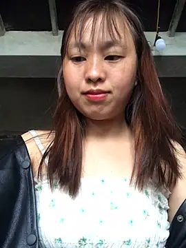 honeyyy110 online show from February 8, 2026, 2:31 am