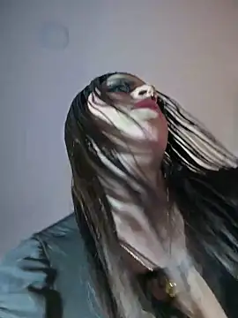 Snapshot of Saray-Kaia chatting on April 9, 2026, 11:00 pm Saray-Kaia online show from April 9, 2026, 11:00 pm