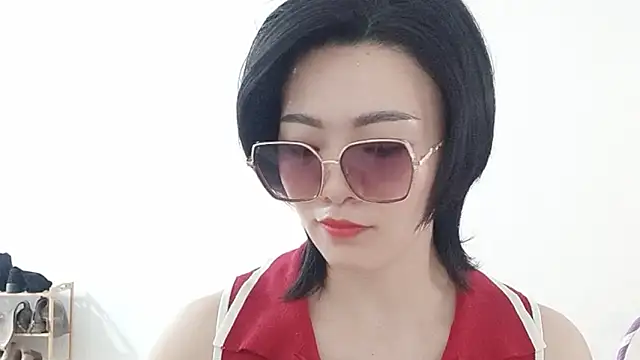 Nikishine online show from April 11, 2026, 2:52 am