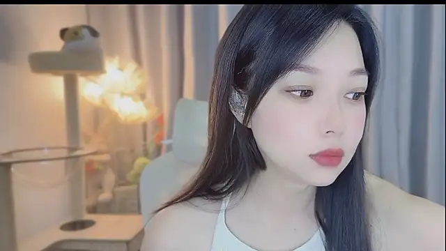 Yumi yuni online show from May 7, 2026, 6:06 am