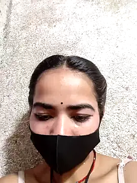 Sonali Bendre online show from April 2, 2026, 1:57 am