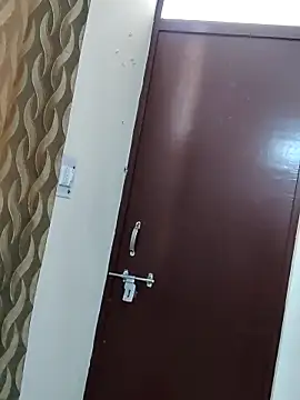 Snapshot of simran_sharma01 chatting on February 13, 2026, 6:24 am simran sharma01 online show from February 13, 2026, 6:24 am