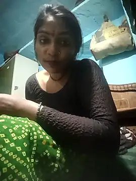 Hotty raghni online show from February 18, 2026, 3:08 pm