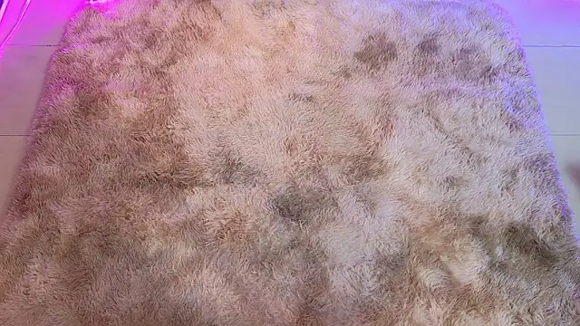 Snapshot of Ladyy_brownn chatting on March 21, 2026, 11:58 am Ladyy brownn online show from March 21, 2026, 11:58 am