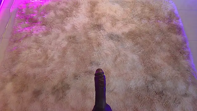 Snapshot of Ladyy_brownn chatting on March 20, 2026, 11:44 am Ladyy brownn online show from March 20, 2026, 11:44 am