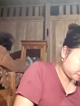 emlylyxinh online show from February 25, 2026, 7:25 pm