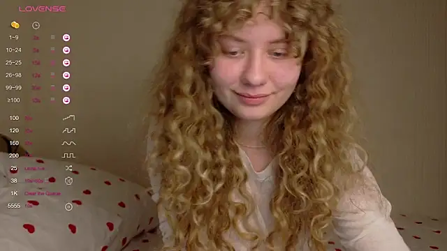 Snapshot of Milounee chatting on March 19, 2026, 3:45 pm Milounee online show from March 19, 2026, 3:45 pm
