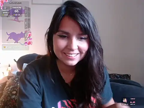 Snapshot of lovelyjinny chatting on February 3, 2026, 9:47 am lovelyjinny online show from February 3, 2026, 9:47 am