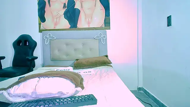 MEW ALIX online show from March 5, 2026, 1:30 pm