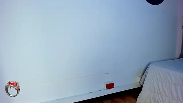 BianncaDiaz online show from February 14, 2026, 12:49 pm