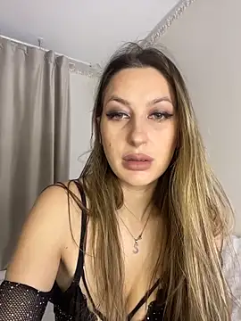 Alyxra online show from March 29, 2026, 7:10 am