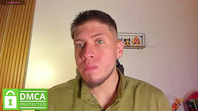 SebastianMaximoff  online show from April 18, 2026, 7:18 pm