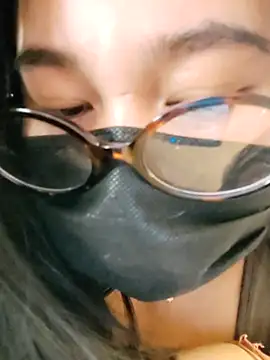 mini27mimi online show from May 26, 2026, 9:35 pm