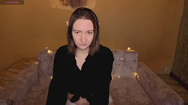 SelestiaSnata online show from March 5, 2026, 1:46 am