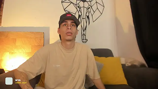 Snapshot of juan_posada chatting on January 31, 2026, 8:40 pm juan posada online show from January 31, 2026, 8:40 pm