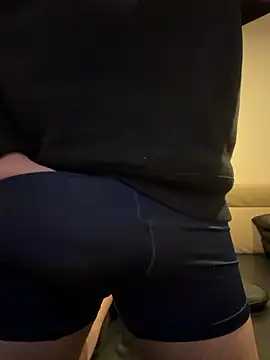 Snapshot of yuuuuusuke00 chatting on February 3, 2026, 2:53 am yuuuuusuke00 online show from February 3, 2026, 2:53 am