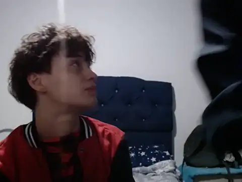 Brenda Tina699 online show from February 8, 2026, 4:54 am