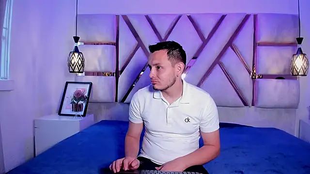 nilaynoa online show from March 3, 2026, 11:50 am