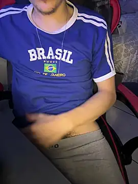 hungtwinkBR online show from February 15, 2026, 9:14 pm