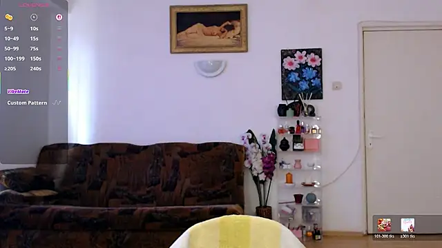 Snapshot of emacandy chatting on August 2, 2026, 7:29 am emacandy online show from August 2, 2026, 7:29 am