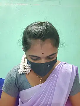 Snapshot of Tamil_Hot_Shana chatting on May 19, 2026, 3:35 am Tamil Hot Shana online show from May 19, 2026, 3:35 am