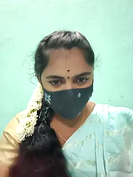 Snapshot of Tamil_Hot_Shana chatting on June 1, 2026, 2:06 pm Tamil Hot Shana online show from June 1, 2026, 2:06 pm