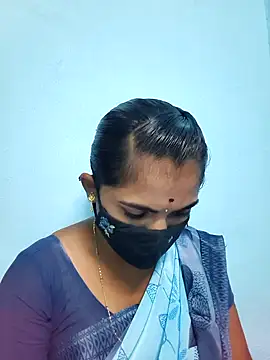 Tamil Hot Shana online show from April 22, 2026, 3:46 am