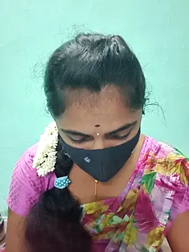 Snapshot of Tamil_Hot_Shana chatting on May 7, 2026, 4:10 pm Tamil Hot Shana online show from May 7, 2026, 4:10 pm