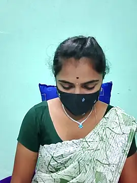 Snapshot of Tamil_Hot_Shana chatting on April 28, 2026, 2:32 pm Tamil Hot Shana online show from April 28, 2026, 2:32 pm