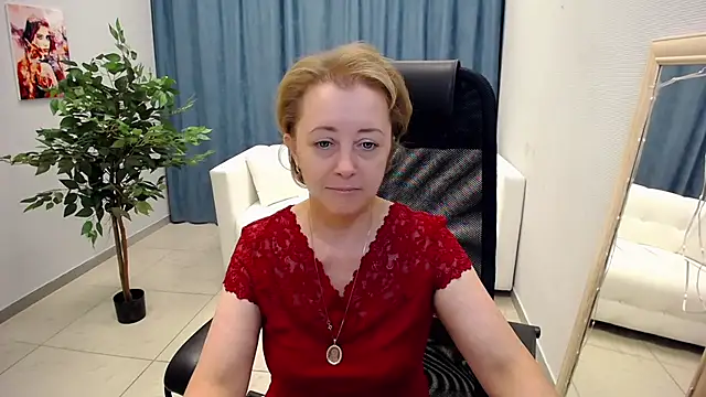 Snapshot of MONA_W chatting on May 28, 2026, 11:16 am MONA W online show from May 28, 2026, 11:16 am