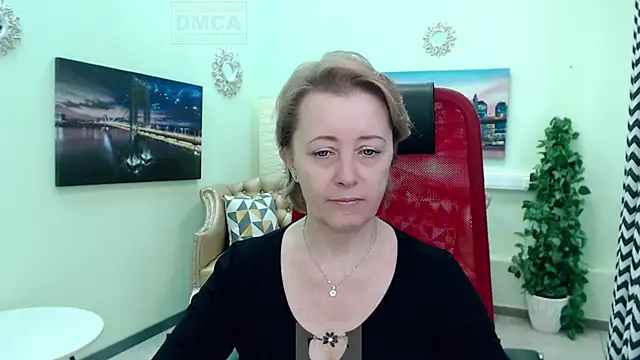 MONA W online show from April 7, 2026, 11:12 am