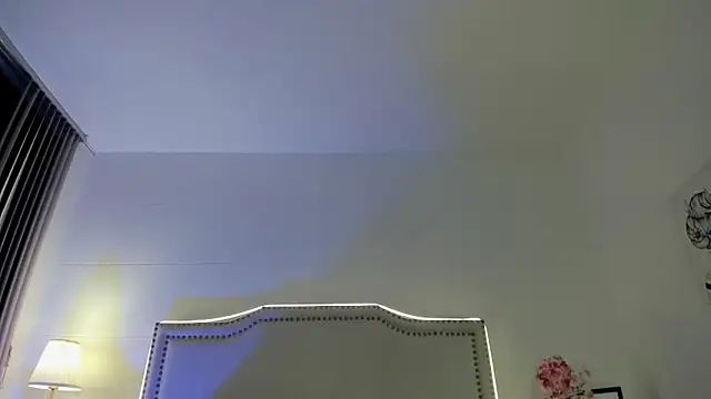 Snapshot of nia-malkova chatting on April 24, 2026, 9:00 am nia-malkova online show from April 24, 2026, 9:00 am